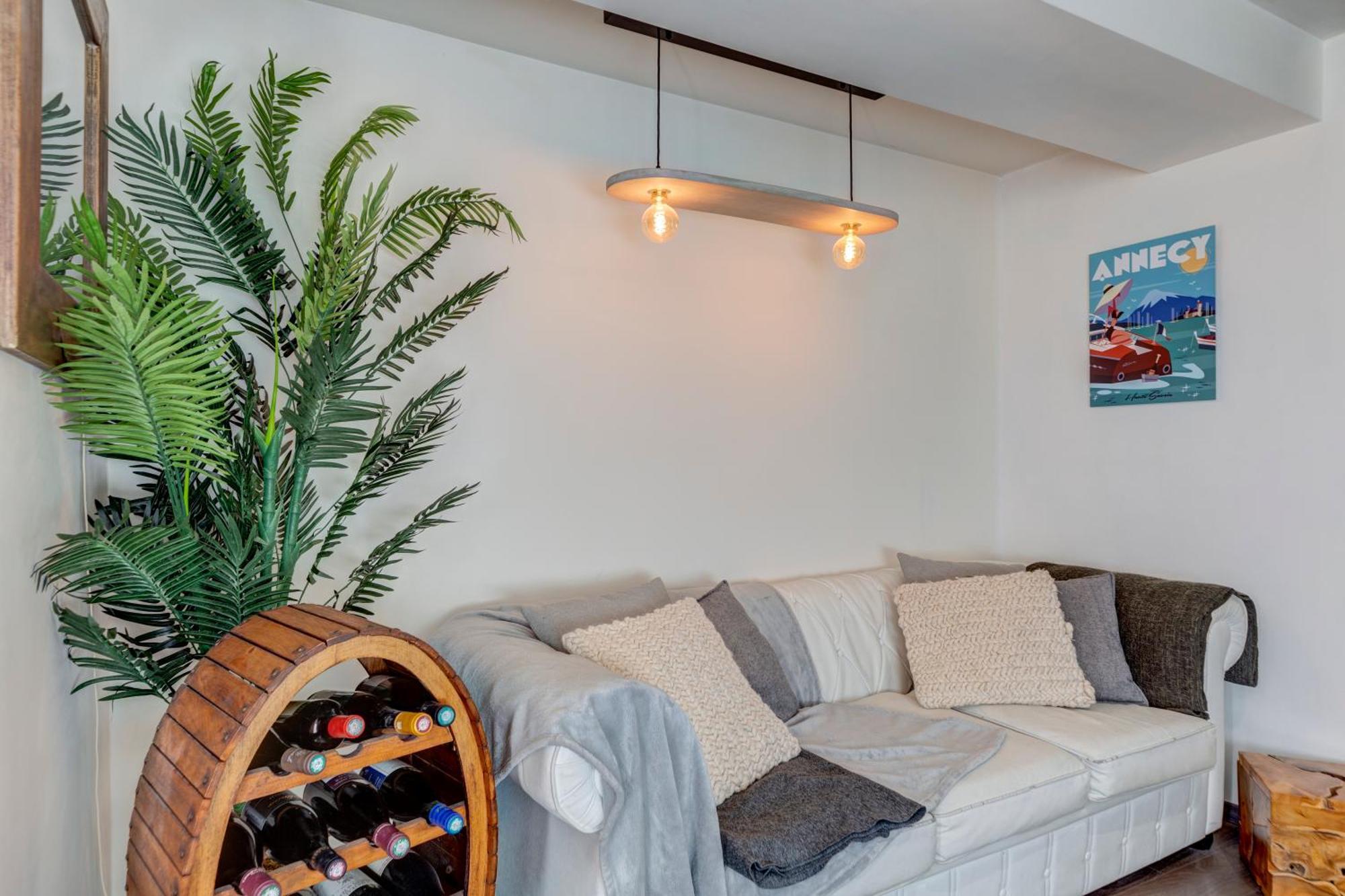 Apartmán Le Pura Vida, Hyper Centre Terrasse + Parking Annecy Exteriér fotografie
